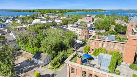 $5,995,000 | 15 Church Street, Unit PH320, Sag Harbor, NY 11963