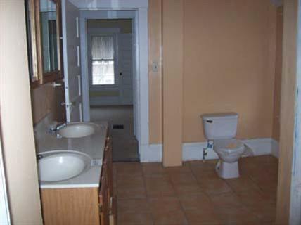 1023 Reed Avenue Kalamazoo, MI 49001 - Photo 12 of 15 Additional Photo