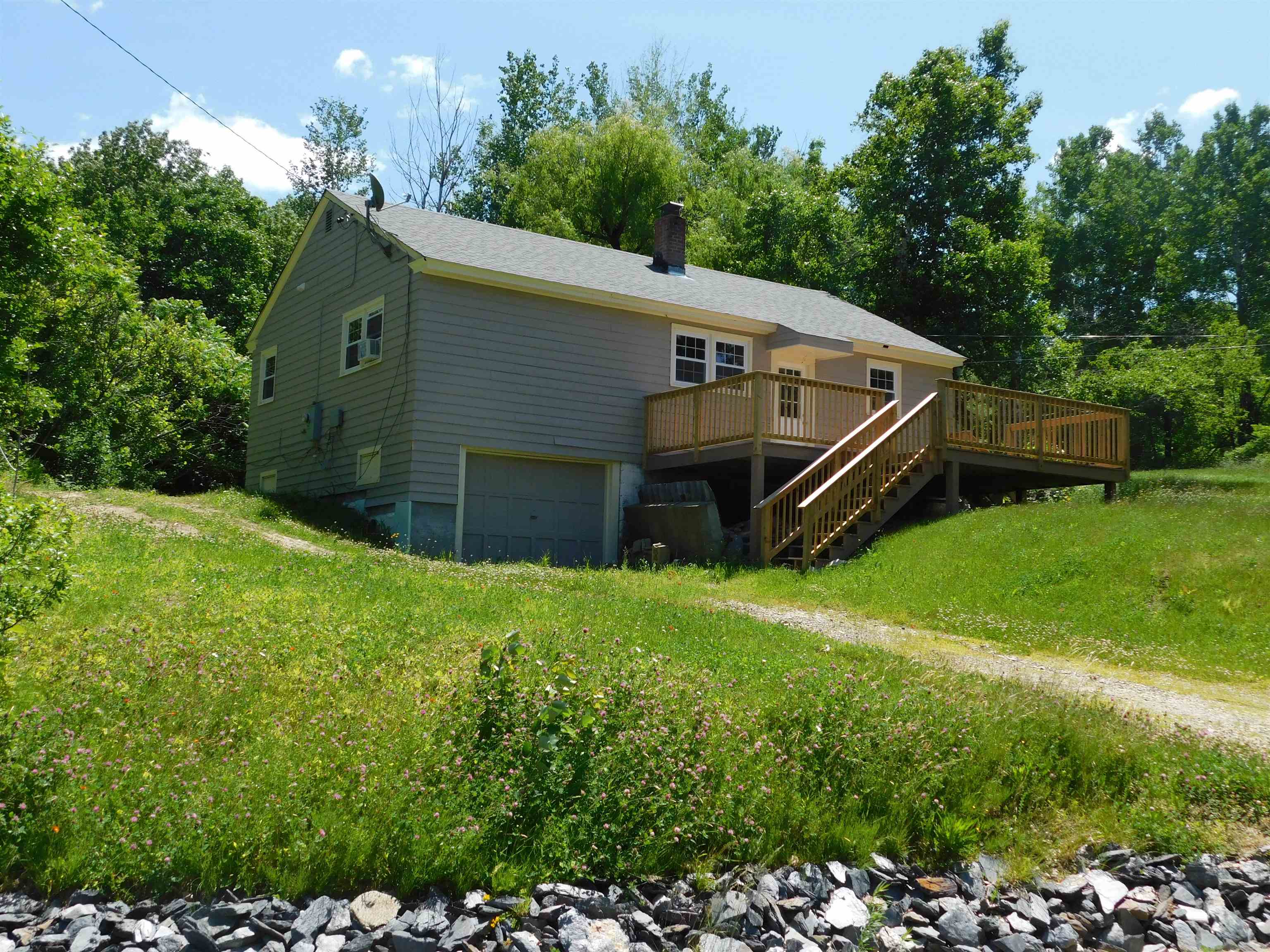 399 Lacross Road Springfield, VT 05156 - Photo 2 of 18