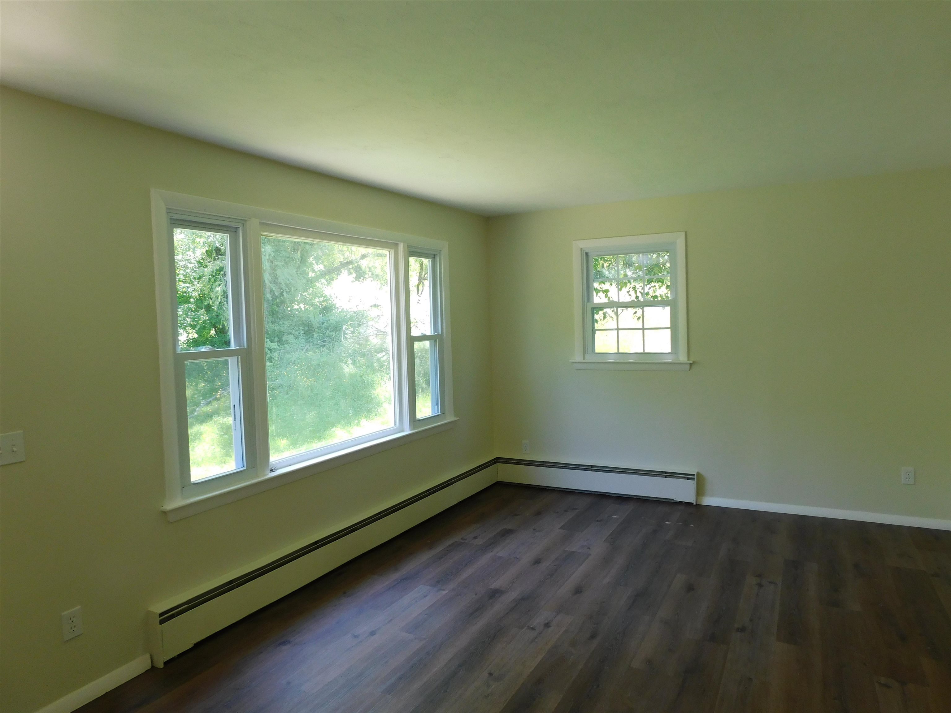 399 Lacross Road Springfield, VT 05156 - Photo 4 of 18