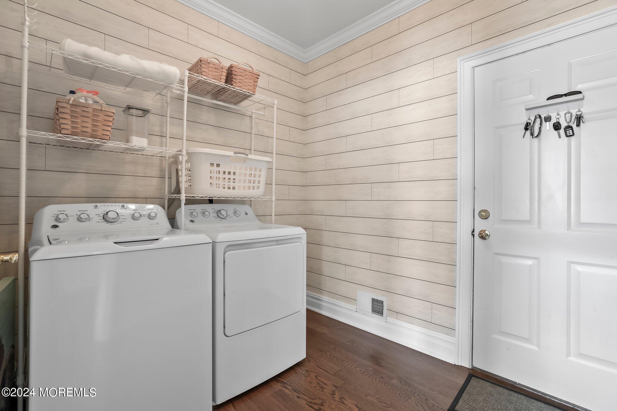 24 Firestone Drive Howell, NJ 07731 - Photo 31 of 70 a utility room with dryer and washer