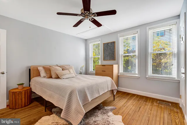 $775,000 | 913 4th Street Northeast, Washington, DC 20002