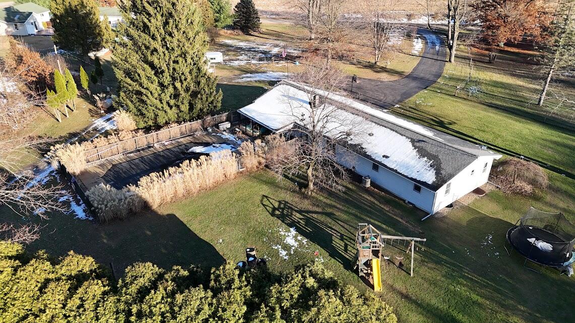 57066 Gearhart Landing Road Three Rivers, MI 49093 - Photo 54 of 55 DJI_20241208152449_0129_D