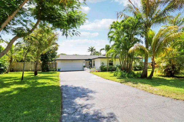 $4,990 | 19928 Jasmine Drive, Jupiter, FL 33469