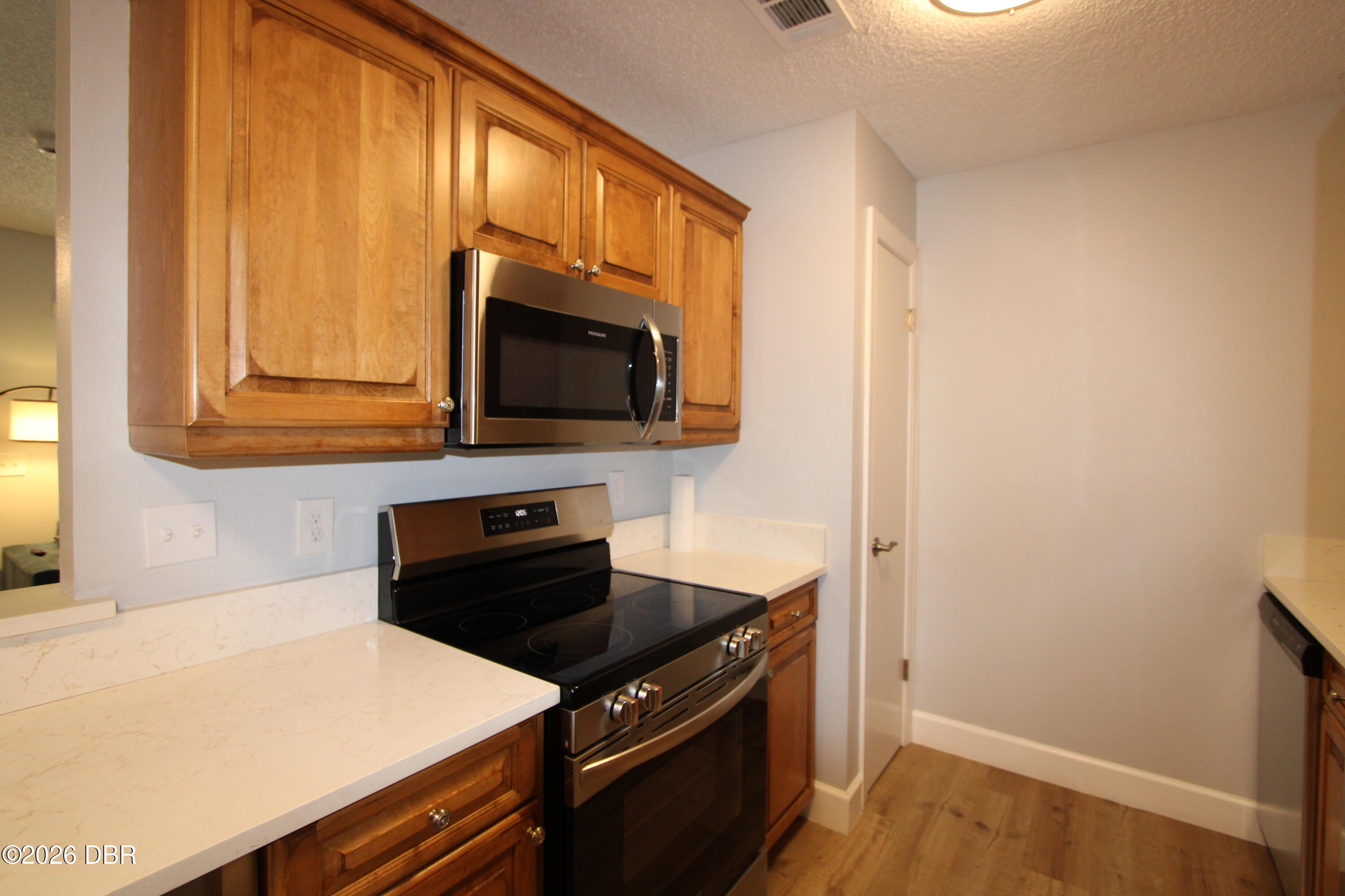 1600 Big Tree Road, Unit I6 Daytona Beach, FL 32119 - Photo 11 of 26 IMG_0286
