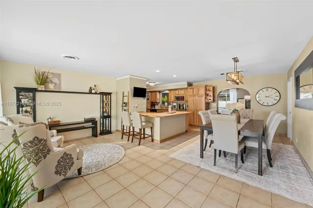 $669,999 | 1925 North 39th Avenue, Hollywood, FL 33021