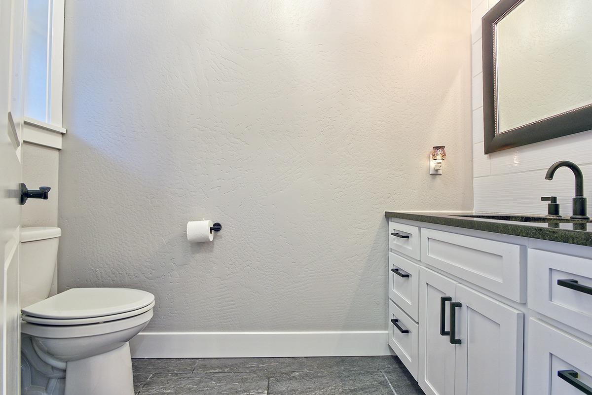 2855 Sundown Road Medford, OR 97501 - Photo 18 of 35 Additional Photo