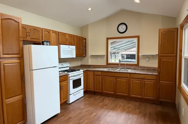 $80,000 | 17 Hillside Terrace, Killingly, CT 06239