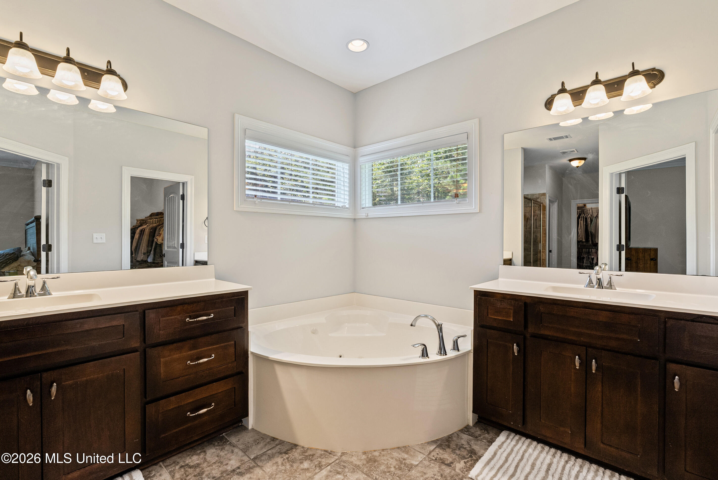 2353 Ouse Valley Lane Hernando, MS 38632 - Photo 28 of 30 Primary Bathroom