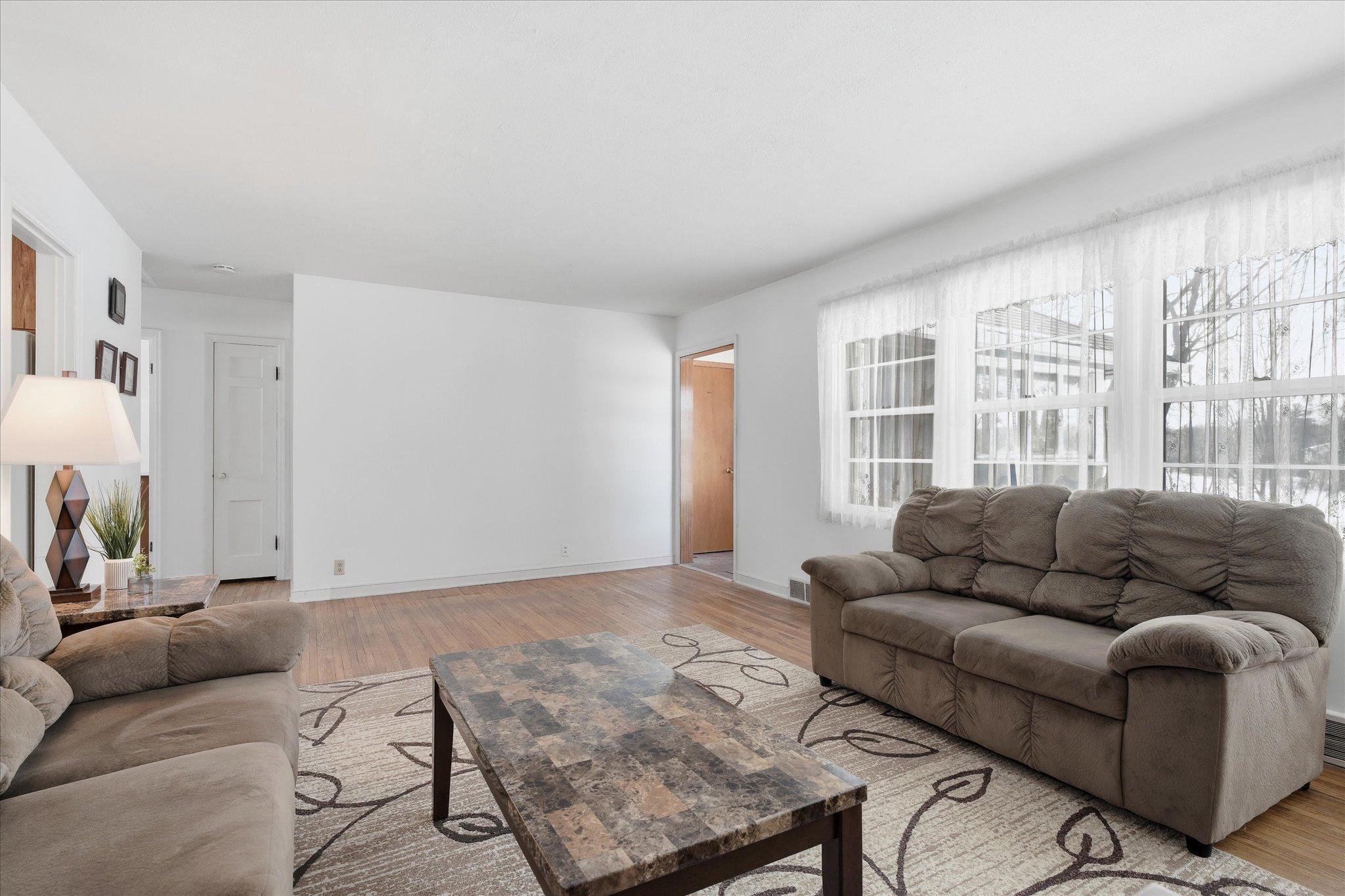 400 Mill Street Excelsior, MN 55331 - Photo 7 of 39