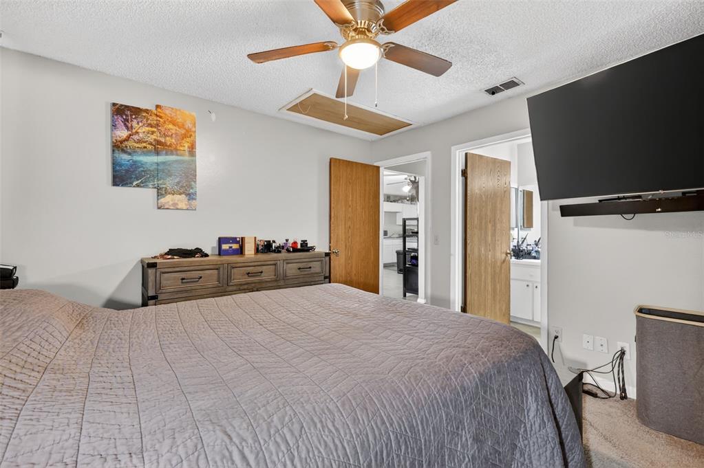 30136 Tavares Ridge Boulevard, Unit 30136 Tavares, FL 32778 - Photo 11 of 18