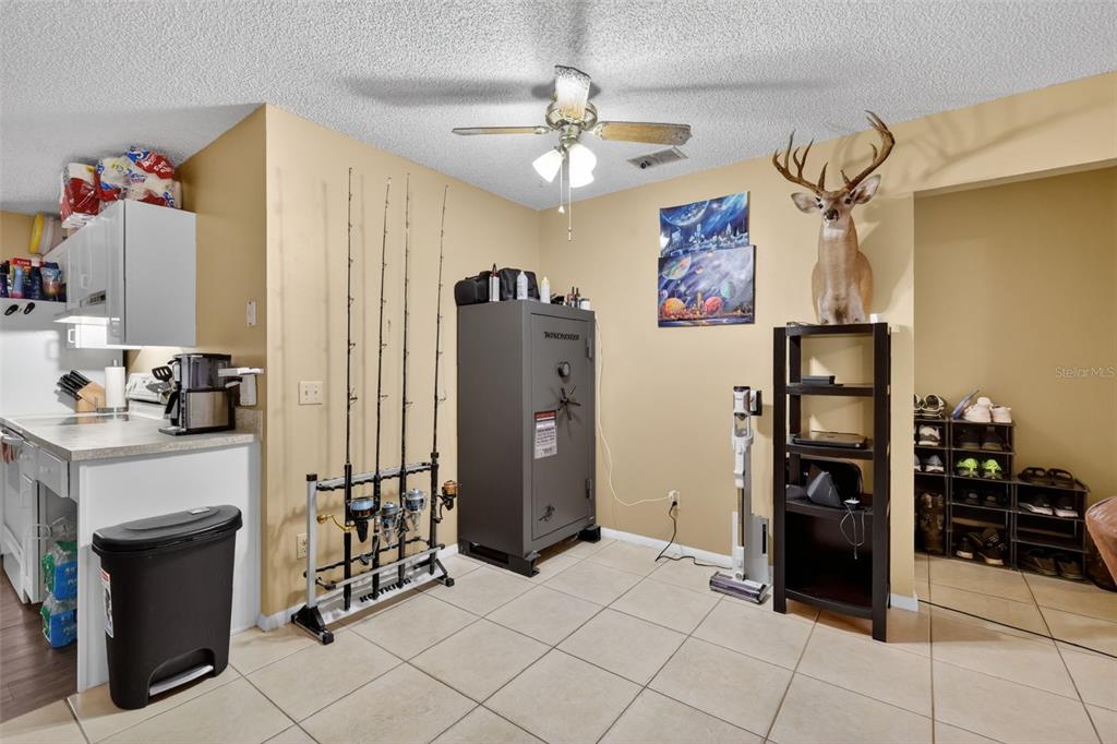 30136 Tavares Ridge Boulevard, Unit 30136 Tavares, FL 32778 - Photo 9 of 18