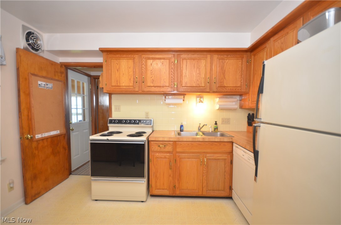 159 Pinehurst Road Munroe Falls, OH 44262 - Photo 13 of 39