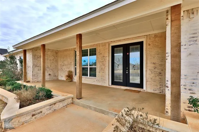 a view of a entrance door of the house