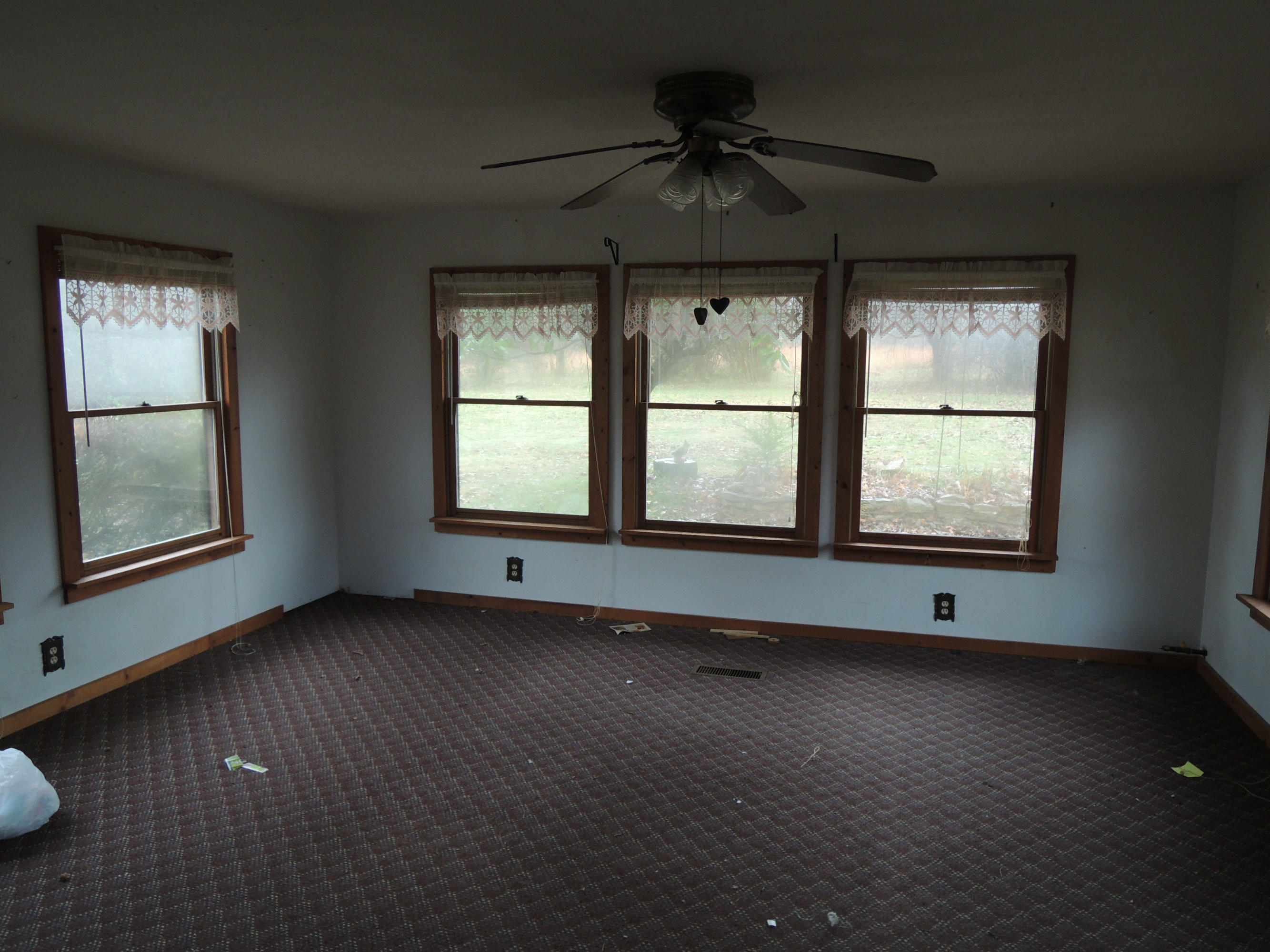 316 Ridge Road Lancing, TN 37770 - Photo 6 of 11 Haynes 006