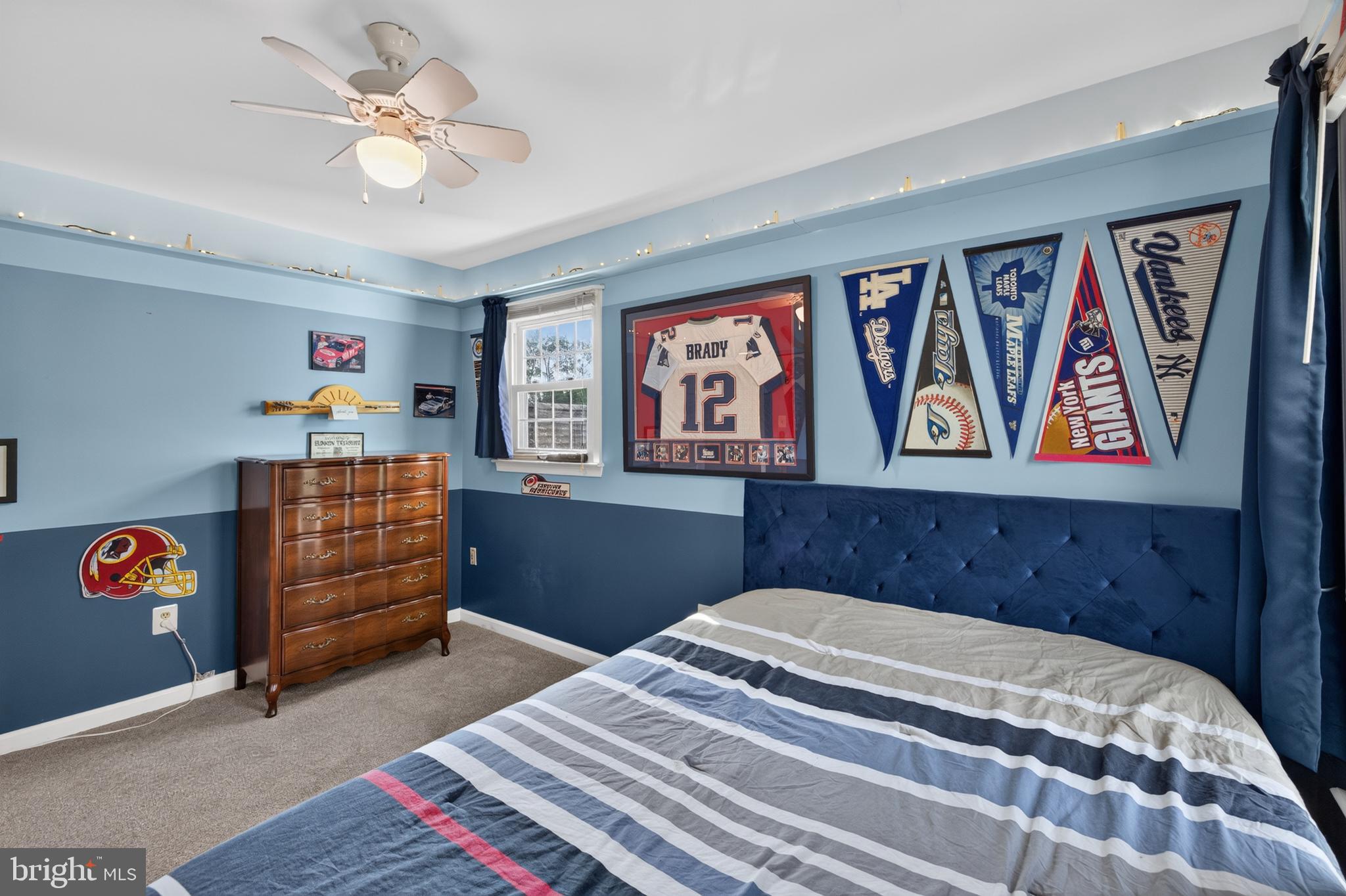 7901 Laural Valley Way Springfield, VA 22153 - Photo 31 of 53 Bedroom #2 upstairs