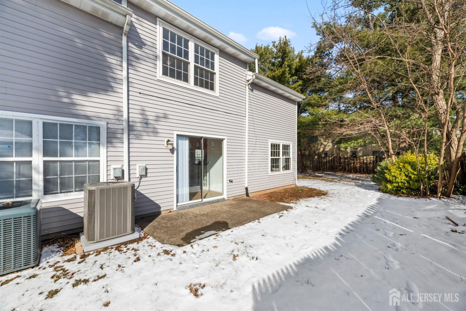 95 Lawrence Street New Brunswick, NJ 08901 - Photo 20 of 25 a view of a backyard with sitting area