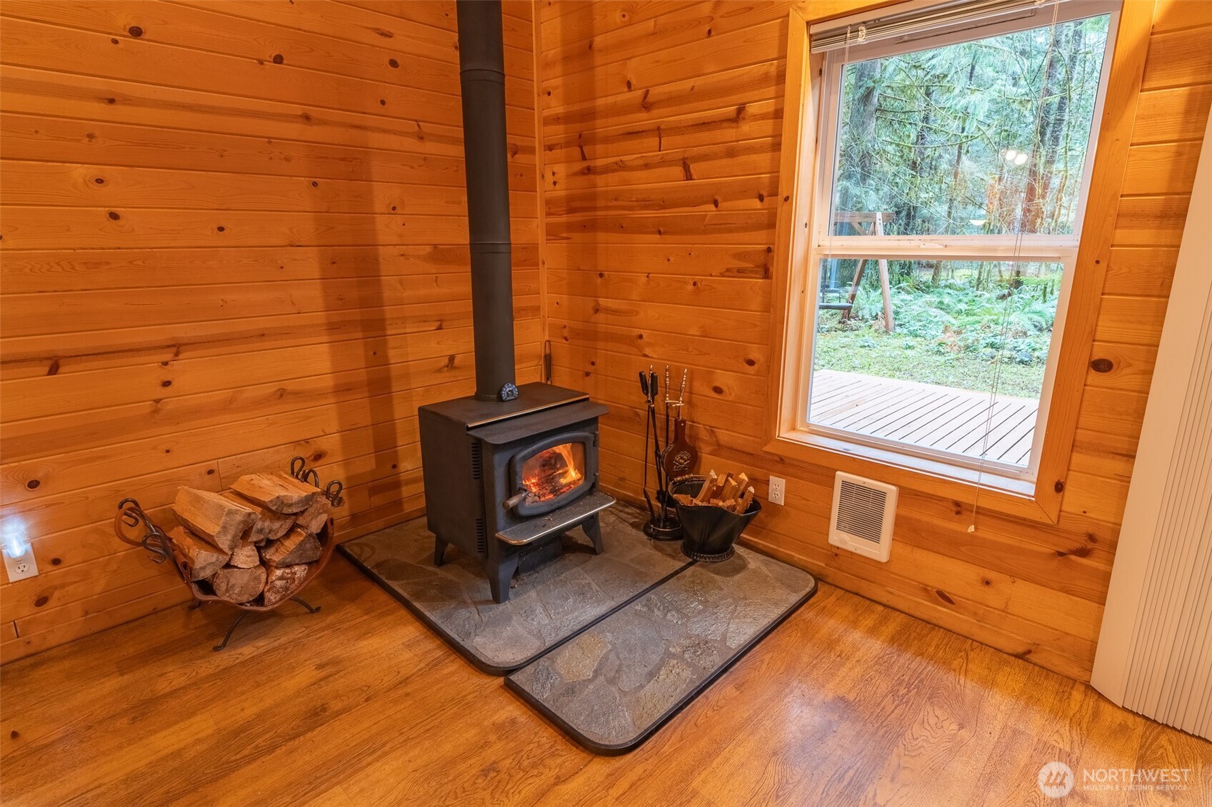 13008 Welcome Road Deming, WA 98244 - Photo 24 of 39