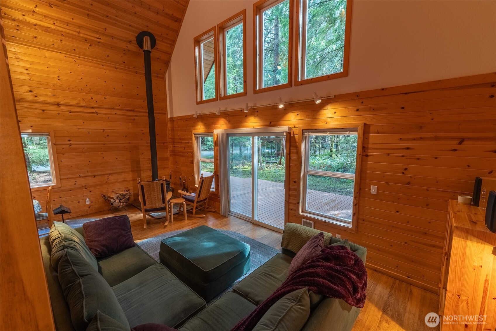 13008 Welcome Road Deming, WA 98244 - Photo 28 of 39