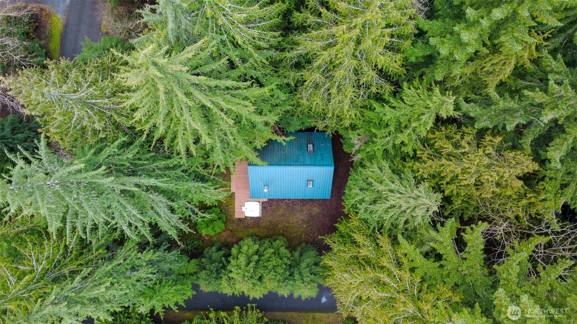 13008 Welcome Road Deming, WA 98244 - Photo 3 of 39