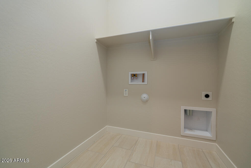 5879 South Red Rock Street Gilbert, AZ 85298 - Photo 14 of 18 a view of an empty room