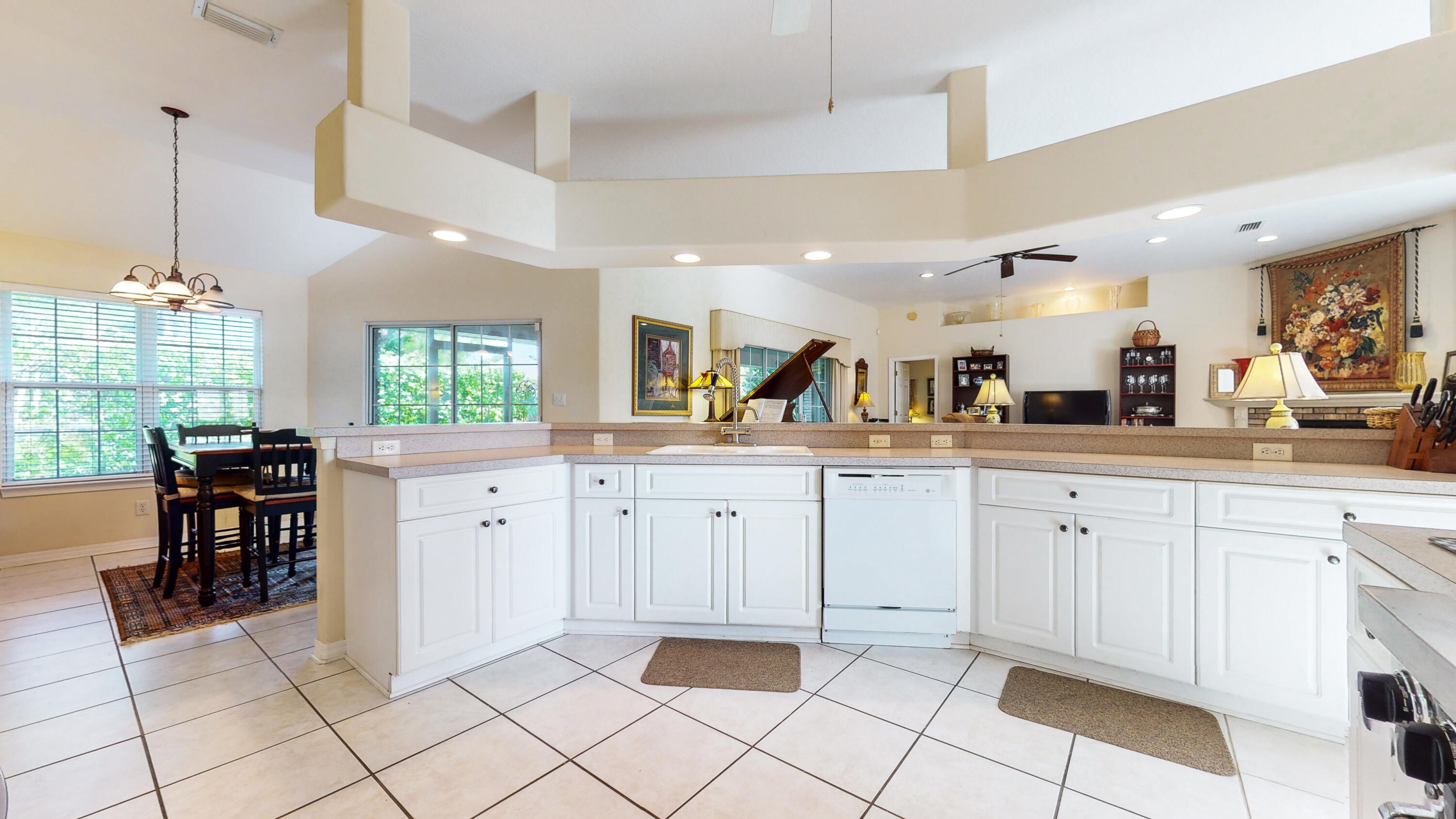 400 North Holiday Road Miramar Beach, FL 32550 - Photo 10 of 35 400-N-Holiday-Rd-04262022_100447