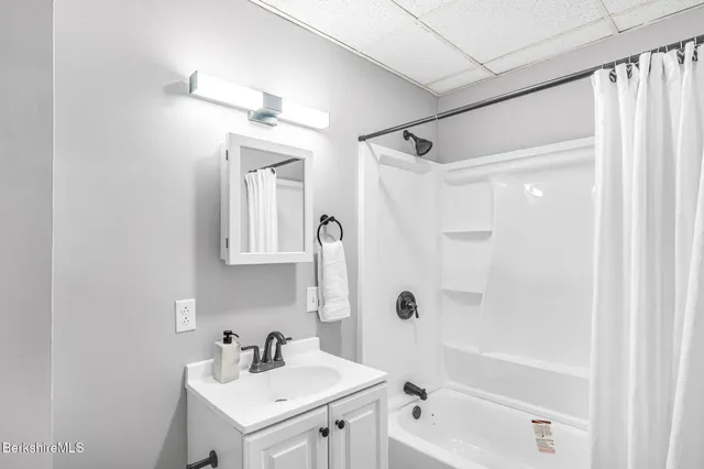 $289,900 | 114 Danforth Avenue, Pittsfield, MA 01201