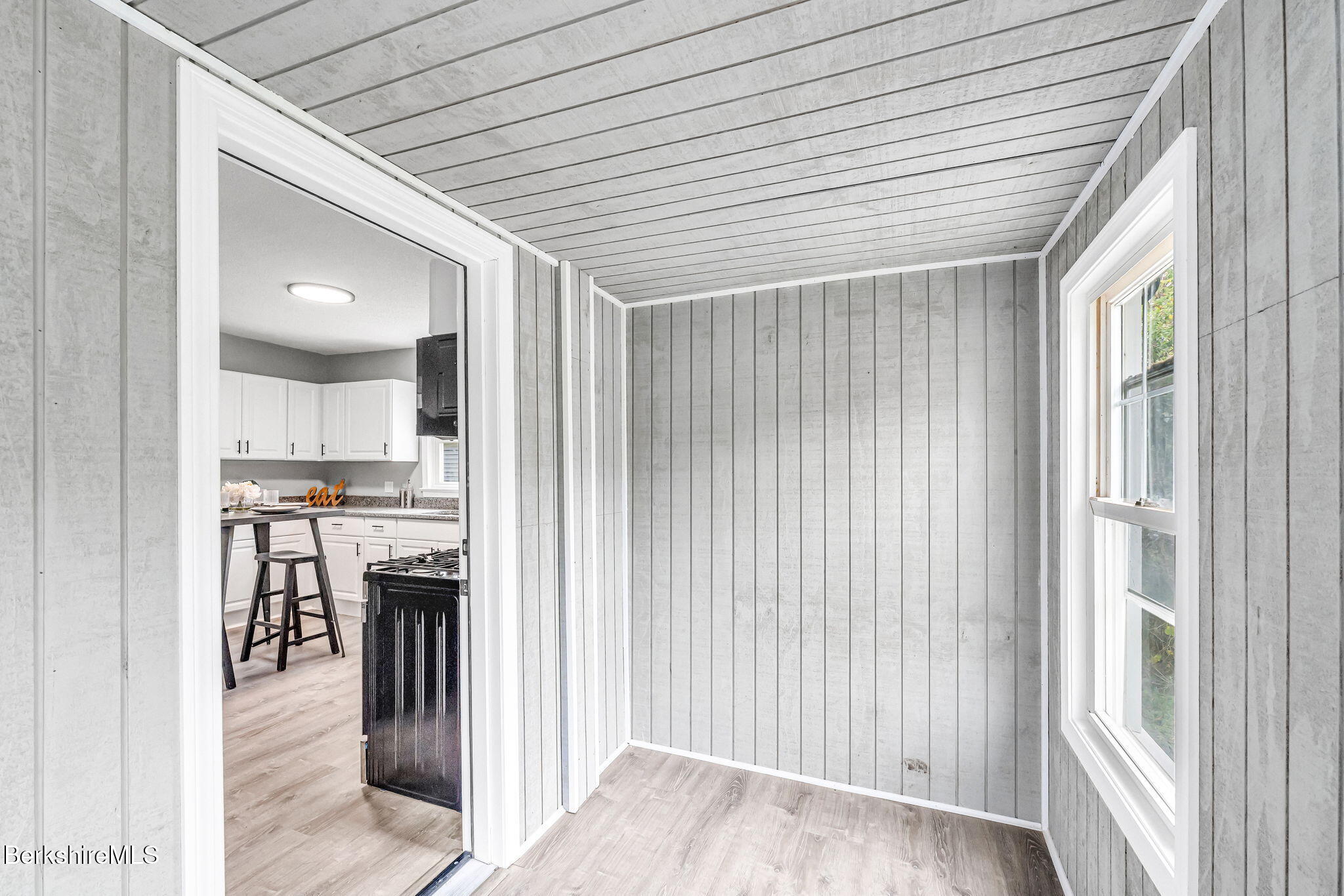 114 Danforth Avenue Pittsfield, MA 01201 - Photo 14 of 29 8-web-or-mls-114_Danforth_1957