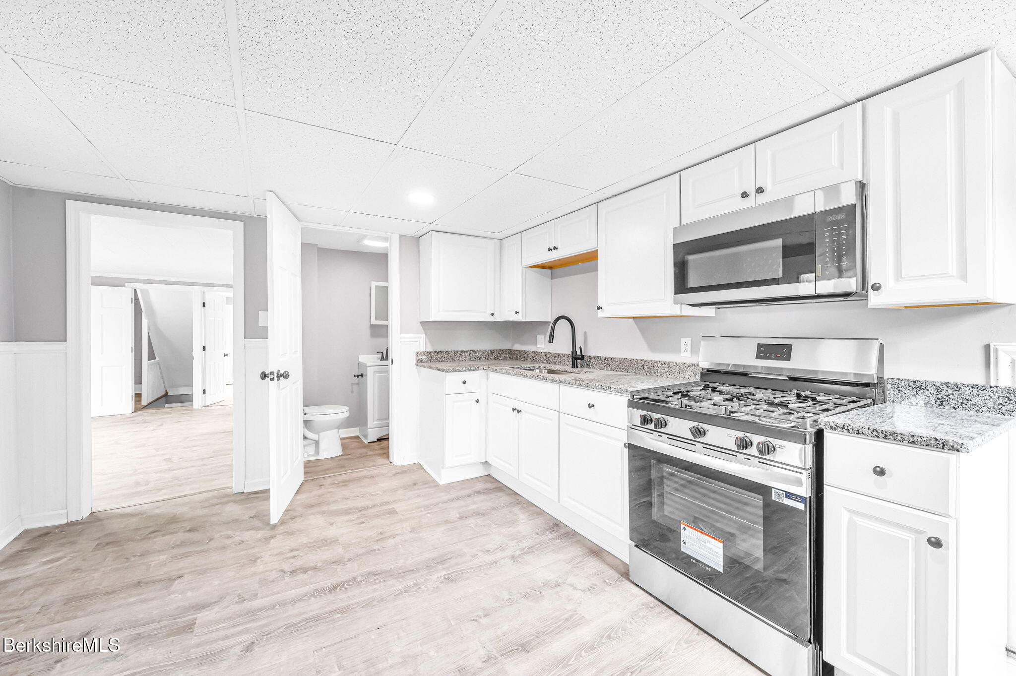 114 Danforth Avenue Pittsfield, MA 01201 - Photo 18 of 29 30-web-or-mls-114_Danforth_2026