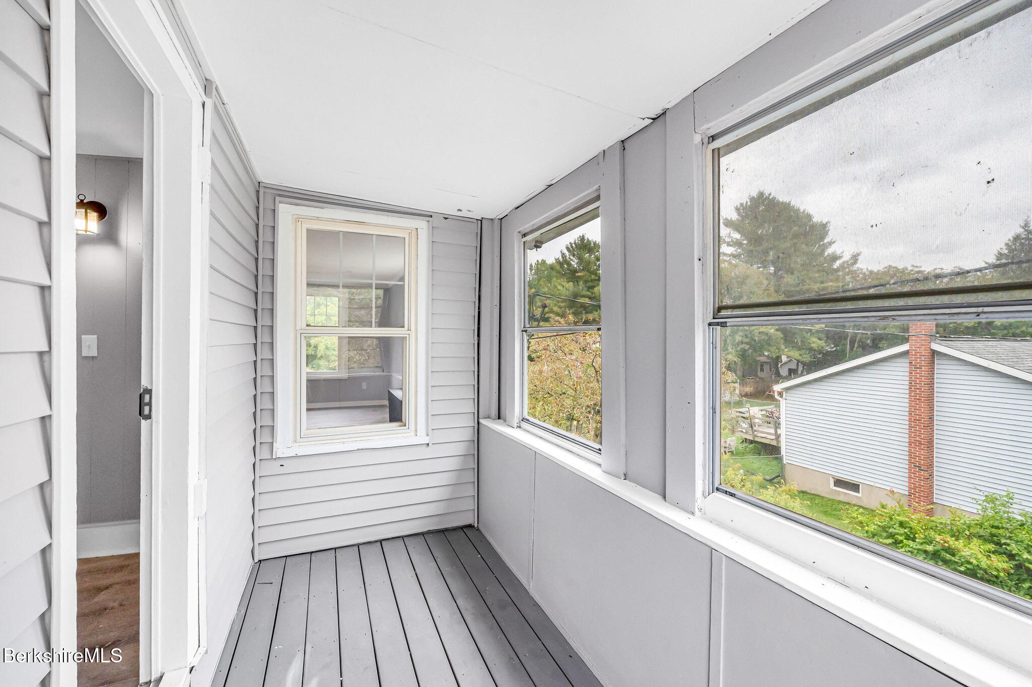 114 Danforth Avenue Pittsfield, MA 01201 - Photo 22 of 29 46-web-or-mls-114_Danforth_2074