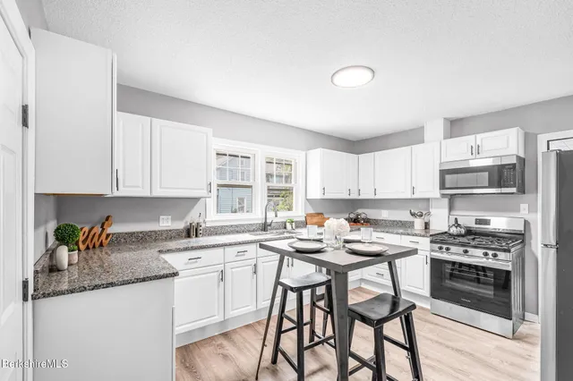 $289,900 | 114 Danforth Avenue, Pittsfield, MA 01201