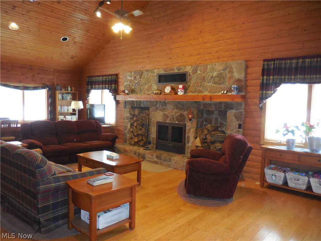 11140 Clark Road Chardon, OH 44024 - Photo 3 of 35