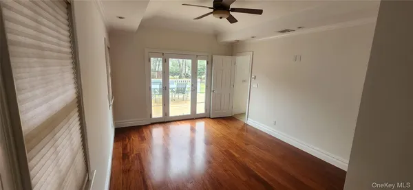 $5,000 | 1524 Express Drive South, Brentwood, NY 11717