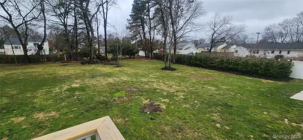 $5,000 | 1524 Express Drive South, Brentwood, NY 11717