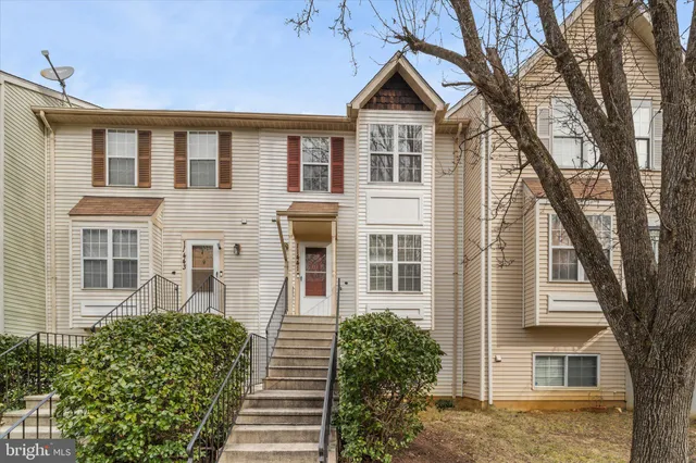 $2,200 | 11441 Honeysuckle Court, Unit 43, Upper Marlboro, MD 20774