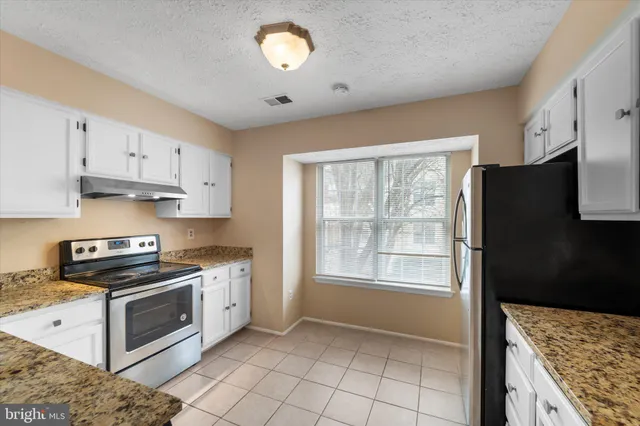 $2,200 | 11441 Honeysuckle Court, Unit 43, Upper Marlboro, MD 20774