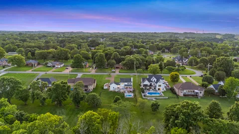 $1,199,000 | 1915 Pointe Barton Drive, Lebanon, TN 37087