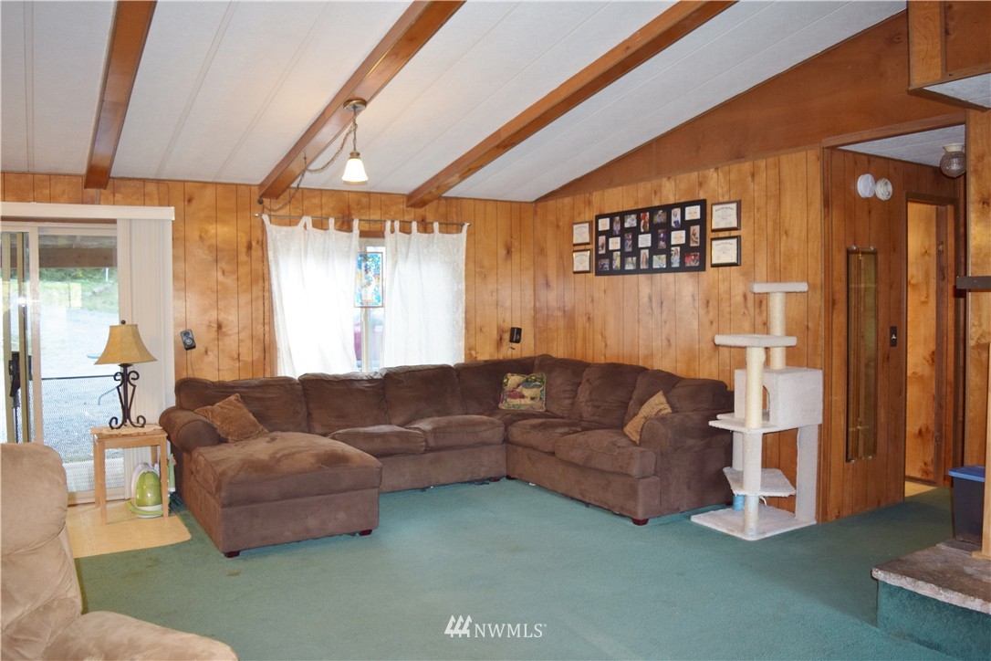 6108 Robe Menzel Road Granite Falls, WA 98252 - Photo 10 of 23