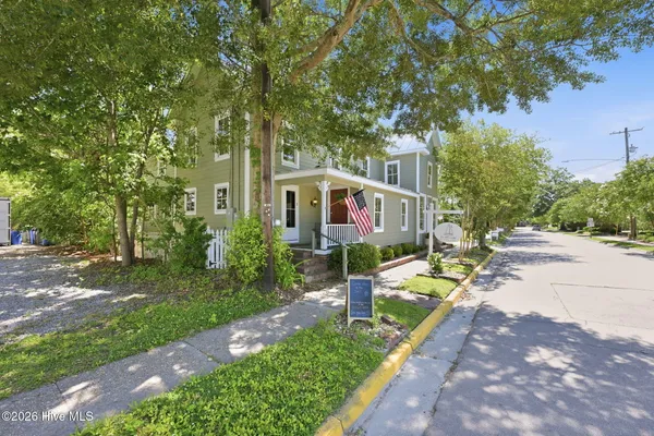 $990,000 | 508 Church Street, Oriental, NC 28571