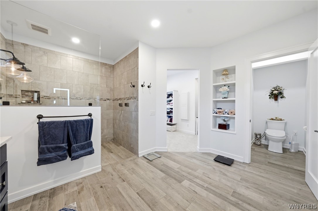 1049 Willardshire Road Orchard Park, NY 14127 - Photo 20 of 50