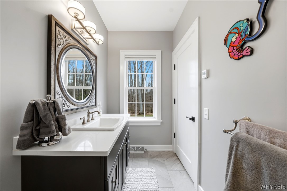 1049 Willardshire Road Orchard Park, NY 14127 - Photo 26 of 50