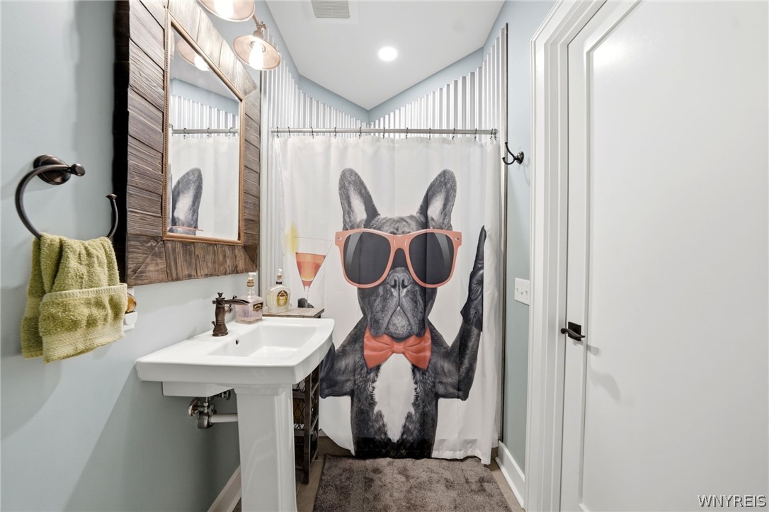 1049 Willardshire Road Orchard Park, NY 14127 - Photo 30 of 50