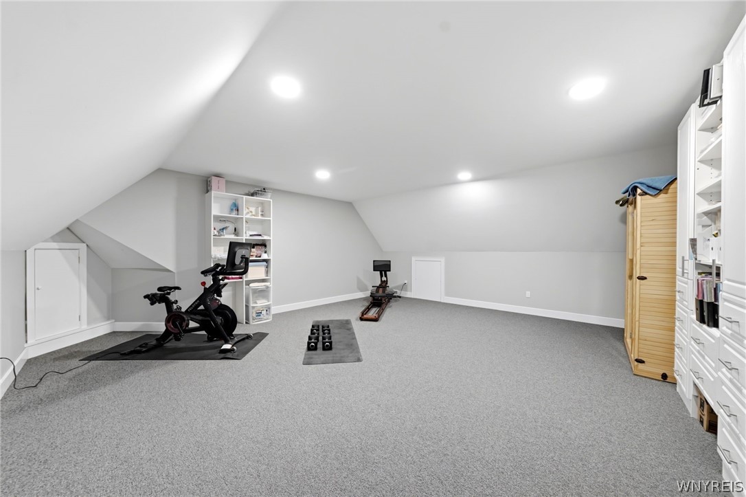 1049 Willardshire Road Orchard Park, NY 14127 - Photo 38 of 50