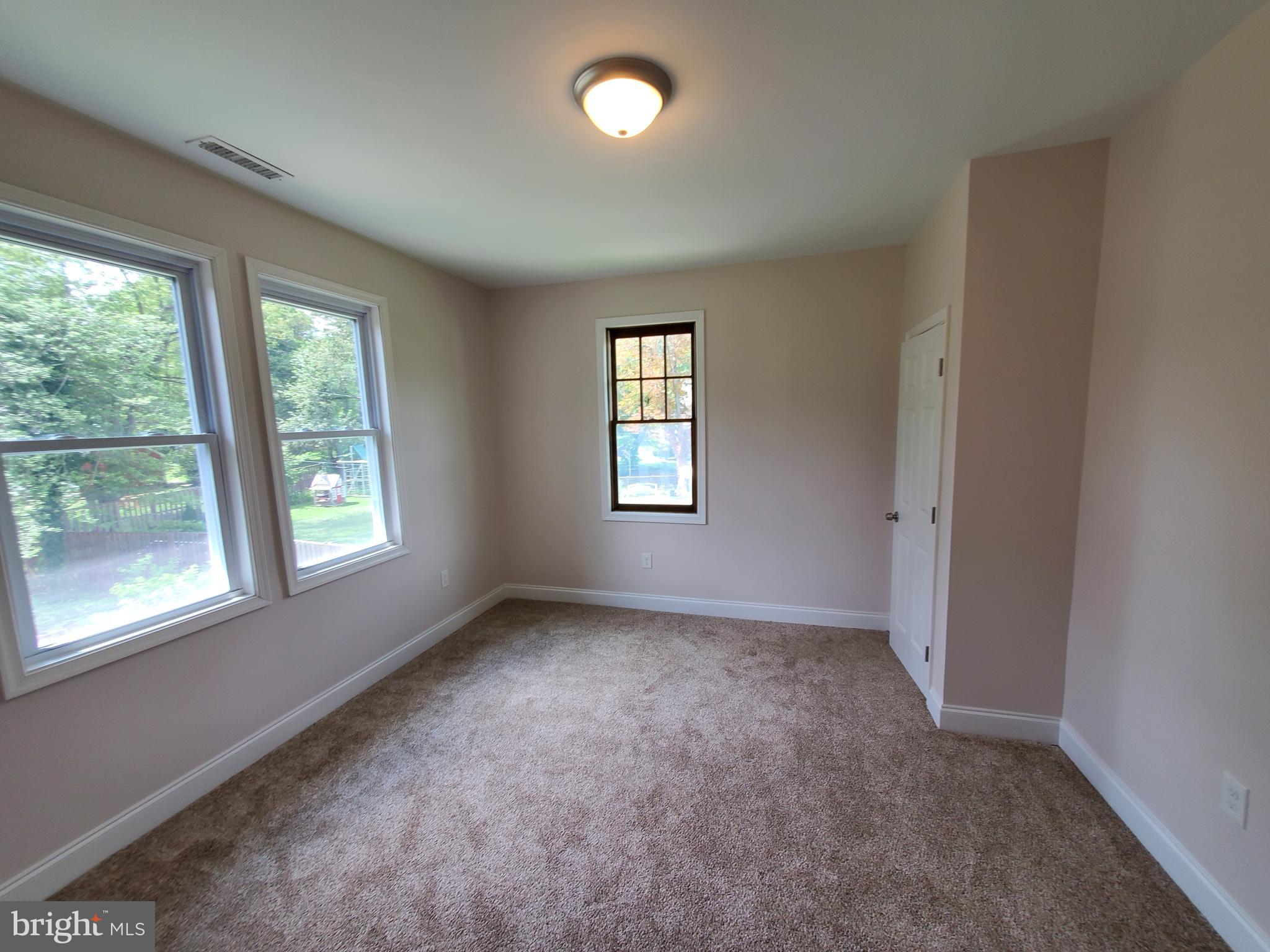 410 Old Orchard Road Baltimore, MD 21229 - Photo 22 of 31 Gallery Image 22