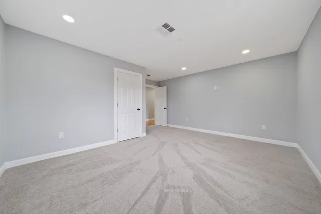 $3,500 | 13 Broadway, Unit 1, Raynham, MA 02767