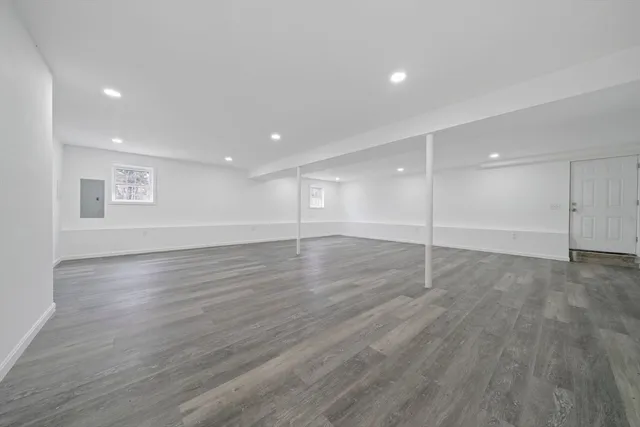 $3,500 | 13 Broadway, Unit 1, Raynham, MA 02767