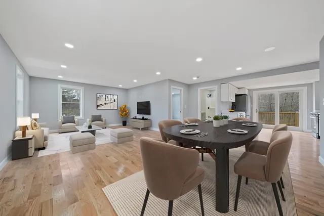 $3,500 | 13 Broadway, Unit 1, Raynham, MA 02767