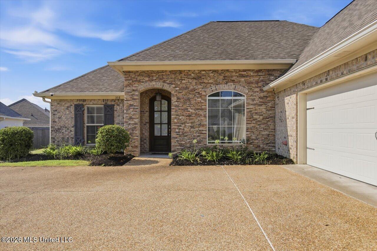 358 Emerald Way Brandon, MS 39047 - Photo 4 of 40 04-358 Emerald Wy _ Hometoursms.com