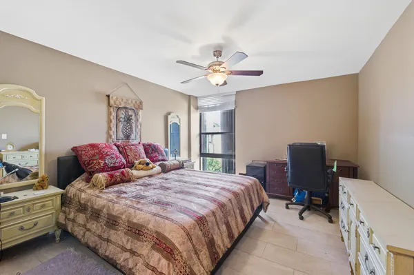$2,250 | 367 South Federal Highway, Unit C426, Deerfield Beach, FL 33441
