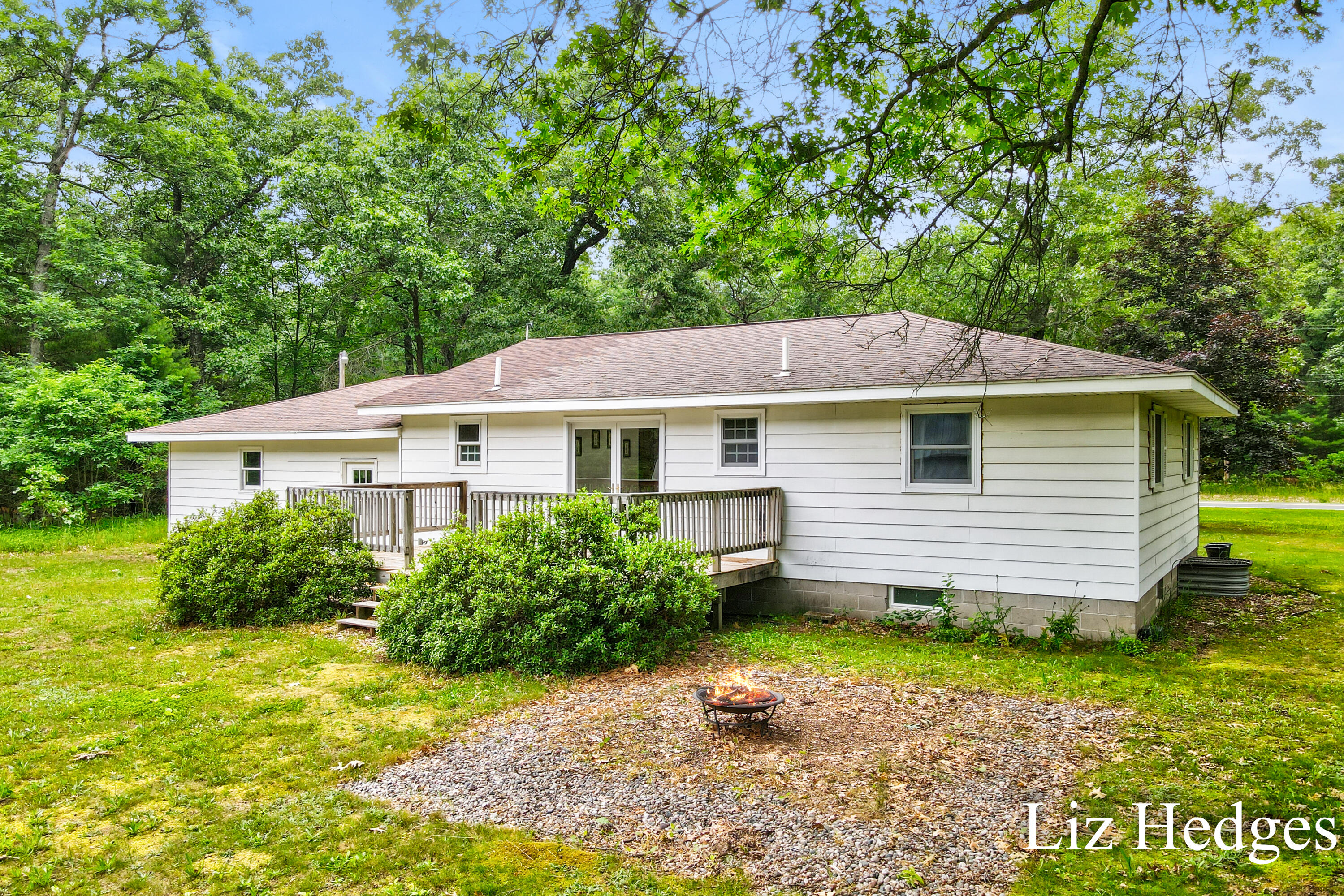 9255 Blue Lake Road Twin Lake, MI 49457 - Photo 35 of 48 Liz Hedges - 9255 Blue Lake Road (46)-40